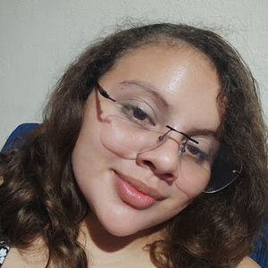 Meet your Posher, Dania